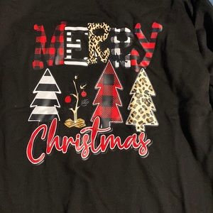 Women’s Christmas shirt size M
